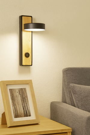 APLIQUE DE PARED LED  MADERA CLARA Y FOCO NEGRO